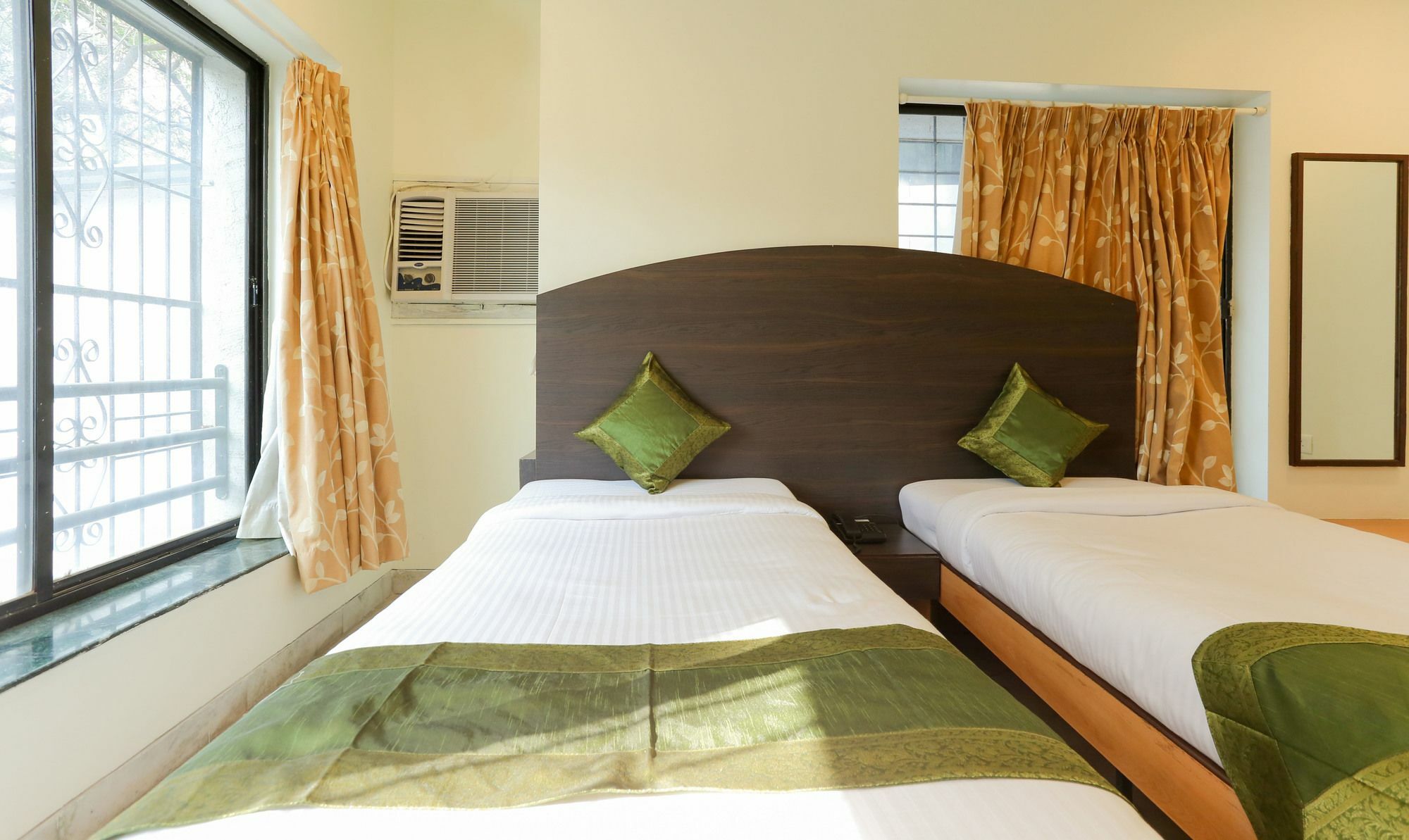Itsy Hotels Hill View Ex Poona Buitenkant foto