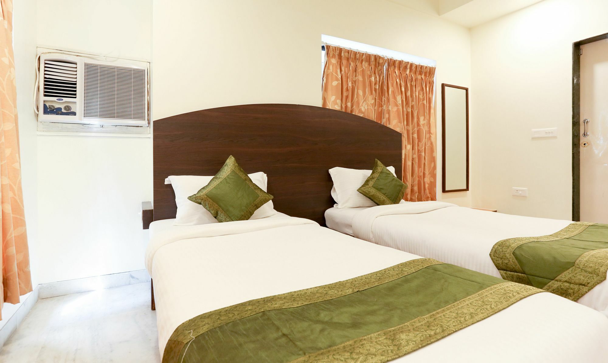 Itsy Hotels Hill View Ex Poona Buitenkant foto
