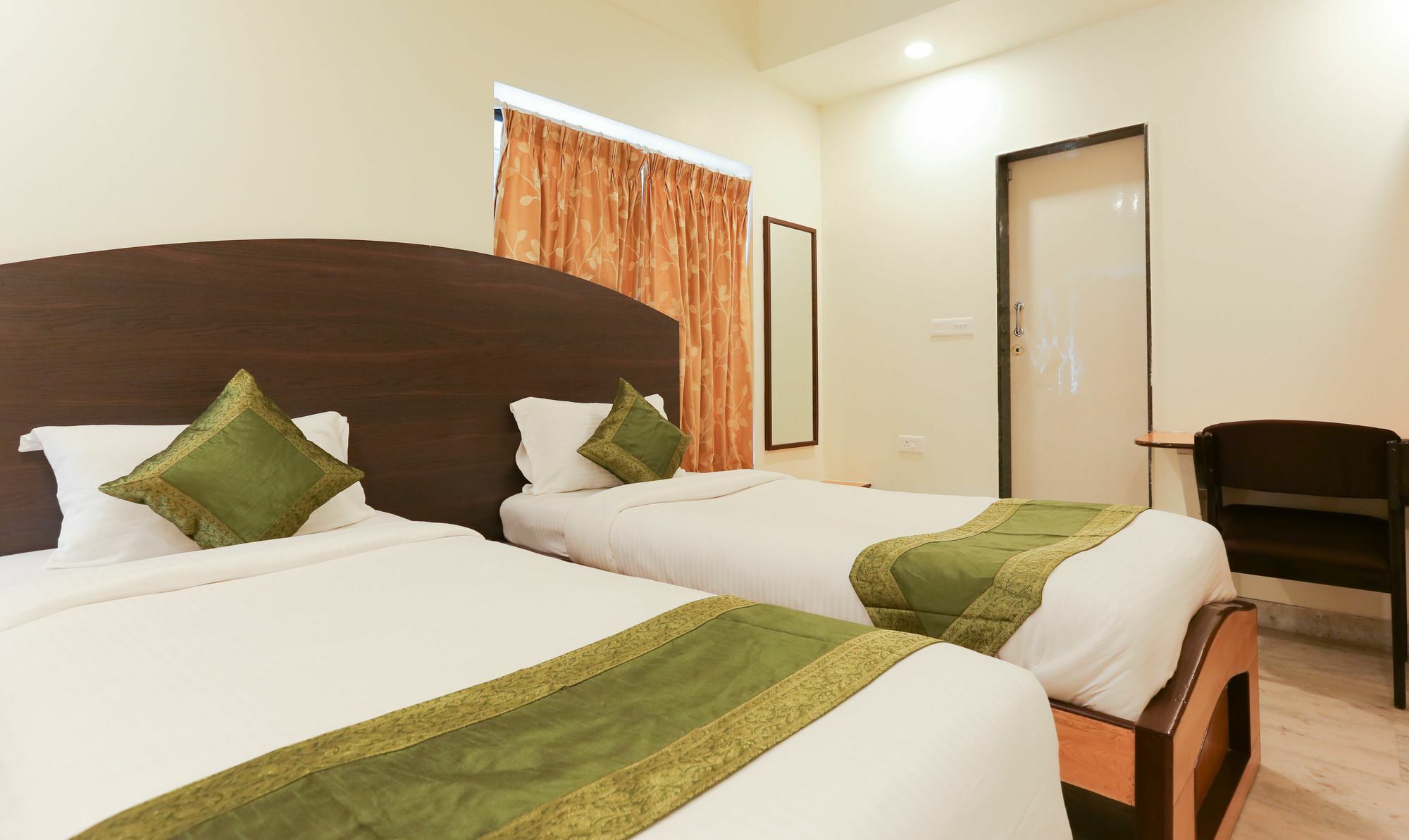 Itsy Hotels Hill View Ex Poona Buitenkant foto