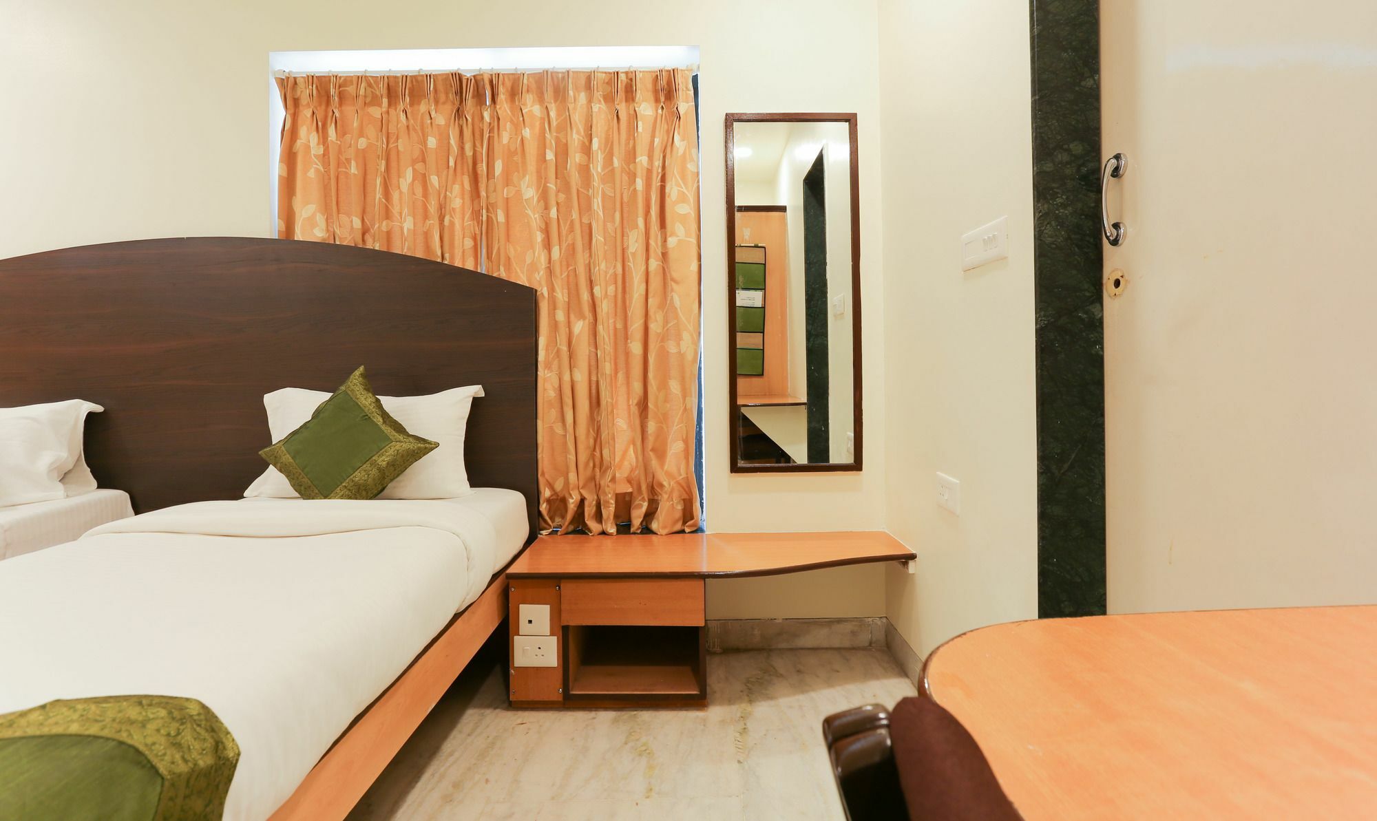 Itsy Hotels Hill View Ex Poona Buitenkant foto