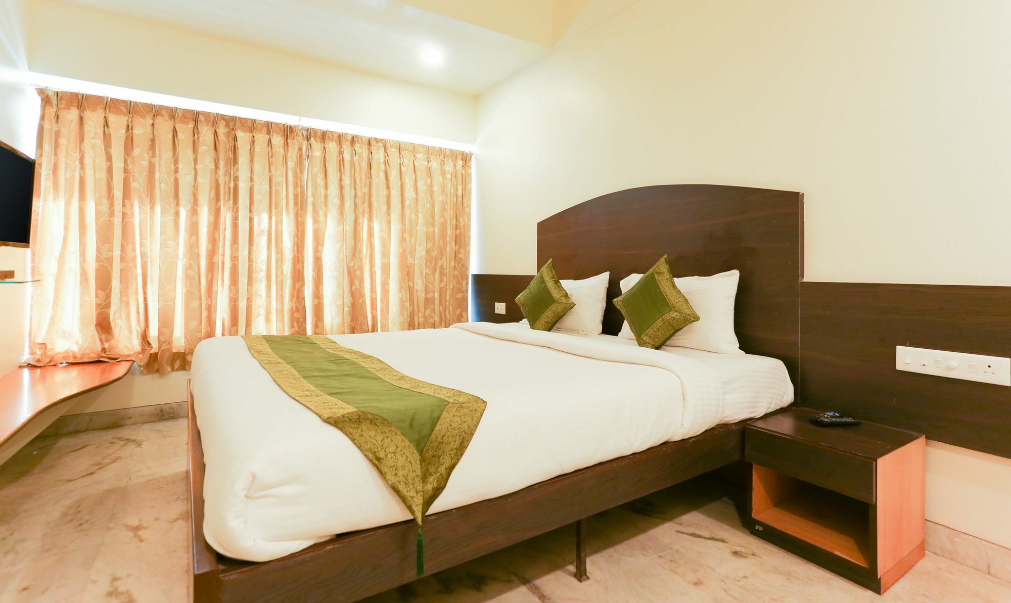Itsy Hotels Hill View Ex Poona Buitenkant foto