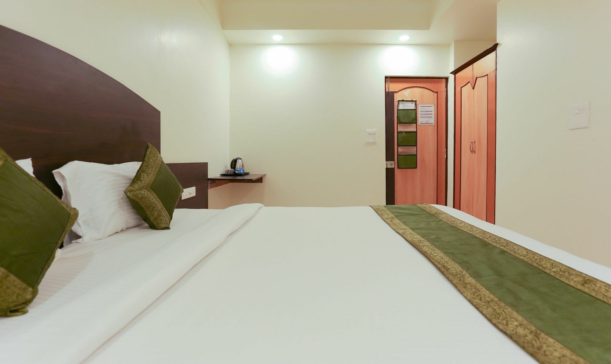 Itsy Hotels Hill View Ex Poona Buitenkant foto
